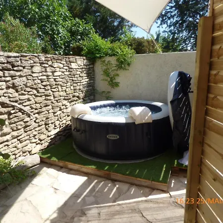 Bed & Breakfast Mas Maurane-chambre D'hote Avec Prive Aux Portes D'arles Tarascon